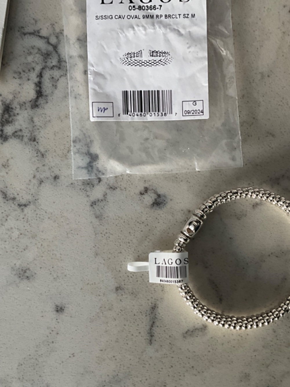 Lagos Silver Caviar Bracelet 9mm in Silver Size Medium (7) - Picture 10 of 12